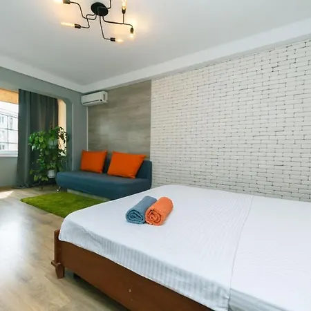 Apartment Near Dream Town Киев Экстерьер фото